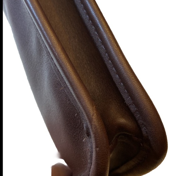 Vintage COACH Clutch Case Makeup Money Pouch Brown Chestnut Leather Top Zipper - Picture 2 of 7